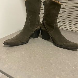 Free Lance mini cowboy Boots